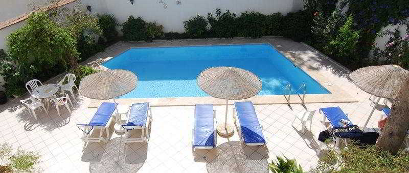 Akdeniz Apart Hotel 쿠사다시 외부 사진