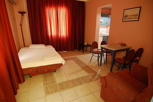 Akdeniz Apart Hotel 쿠사다시 외부 사진